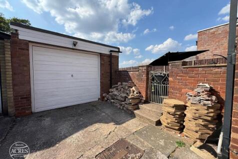GARAGE.jpg