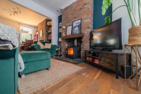 Call 02920 454555 to secure your viewing_5