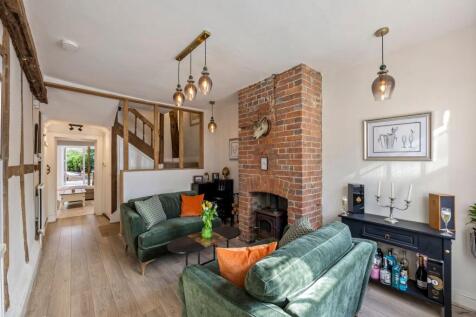 Front reception room