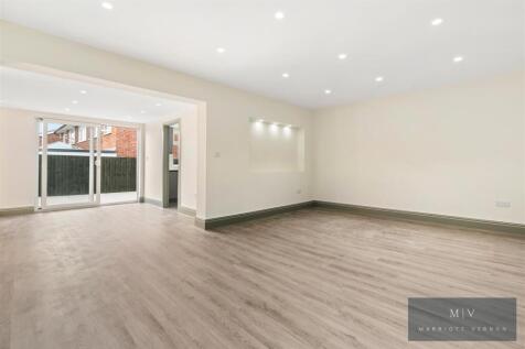 Croydon Road 76 MV-1.jpg