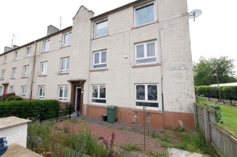 Available Now - Excellent part furnished GF flat with gas c/h as well as dble glz comprising livingroom/diningroom, kitchen, double bedroom and bathroom incl. shower. Private front/com. rear garden. U