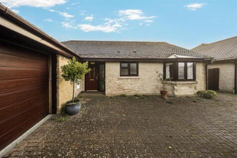 Front/ Driveway