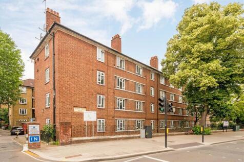 Set back off the road this flat is in a purpose built development and is presented with two spacious bedrooms, modern shower room with a separate WC and refurbished kitchen. Residents also benefit fro