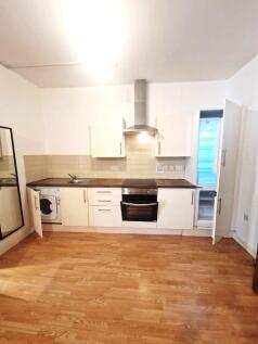 FLAT 5