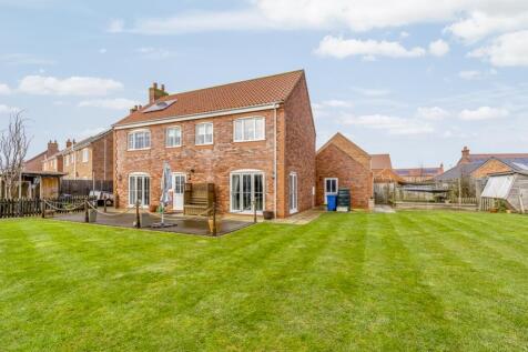 10 Tower Gardens (Sutterton)-12