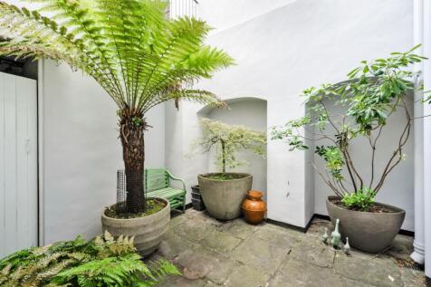 6 bed, 5 bath Terraced in Bristol - Photo 25