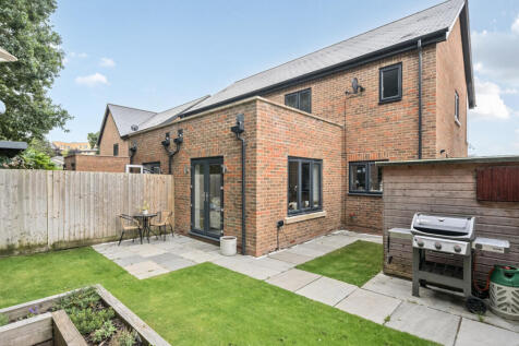 1333072-9-689dc6e...