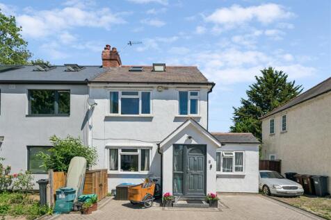 Staveley Gardens, W4 - FOR SALE