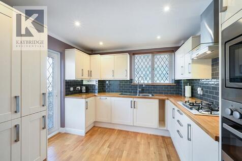 London Road, Ewell - KT17 2DA