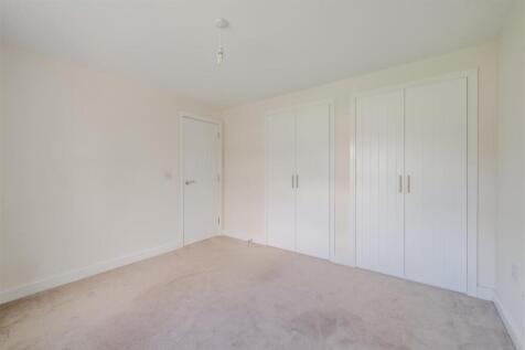 Bedroom4-3.jpg