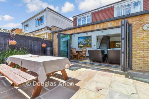 Patio / Decking