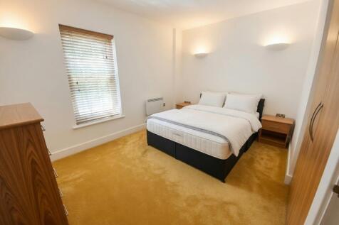 A Fantastic and Spacious Two-Bedroom Flat in Greenwich with a Private Garden, Generous Living Space and Stylish Modern Interiors
