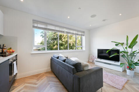 FOUNTAIN HOUSE, 15- (3)