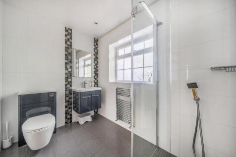 1357500-4-68d2d63...