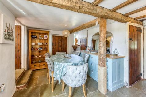 Leper House-internal-17.jpg