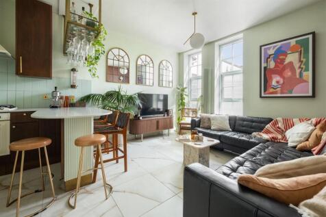 Urswick Road, E9