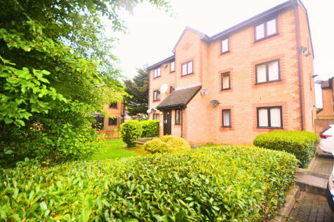 Two-Bedroom Second Floor Flat. Cranbrook Lettings is pleased to present this charming two-bedroom flat on the 2nd floor at Carolina Close. Located in the vibrant area of Forest Gate, this property off