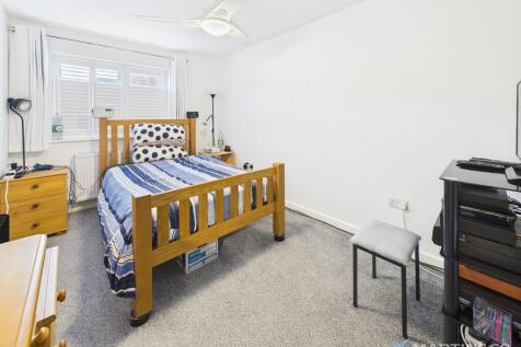 CAM02318G0-PR0553...