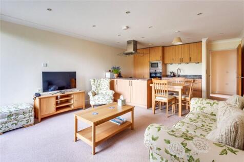Bright & Spacious