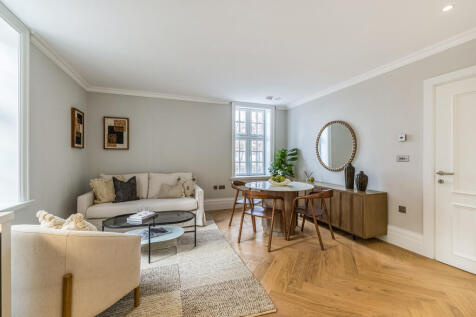 Show Home Photo