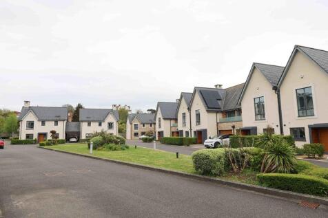 Salisbury Grove
