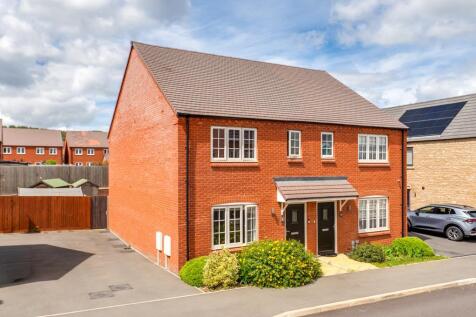 21 Venus Avenue, Barton Seagrave (2 of 27).jpg