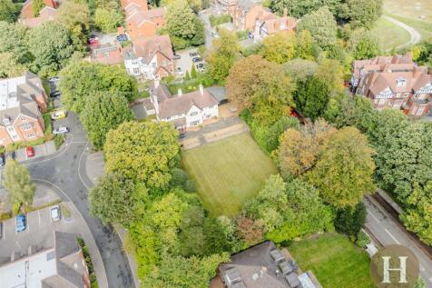 7 bed, 3 bath Detached in Birmingham - Photo 60