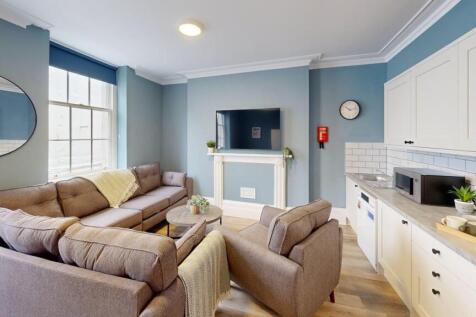 6 Bedroom House in BS1 5DQ