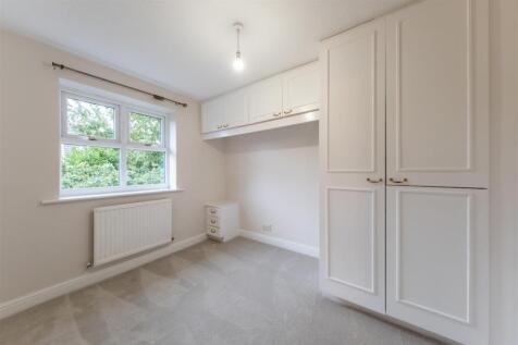 11 Brookfield Close-014.jpg