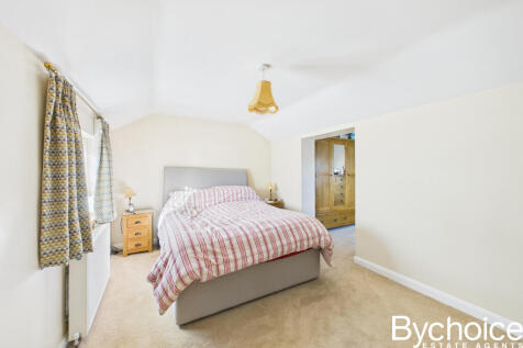 CAM05454G0-PR0080-STILL005