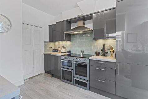 kitchen #5.jpg