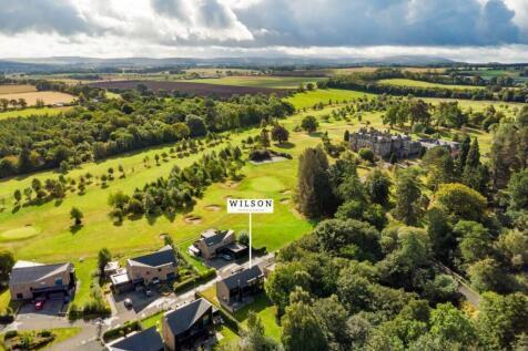 Detached Family Home set in an exclusive developm