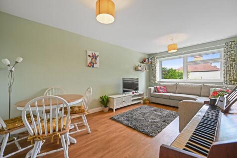 2 Bedroom Flat in SM1 4NQ