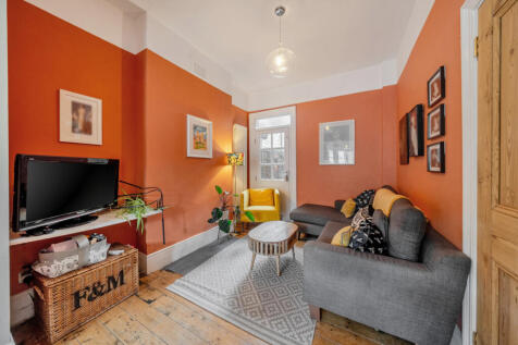 4 bed, 2 bath Terraced in manchester - Photo 14