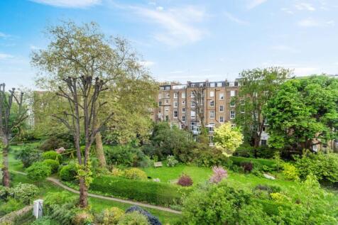property in Elgin Crescent,
Notting Hill, W11
