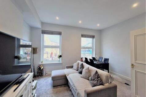 Battersea Park Road, reception, Eden Harper