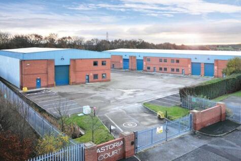 Distribution Warehouse to rent in normanton