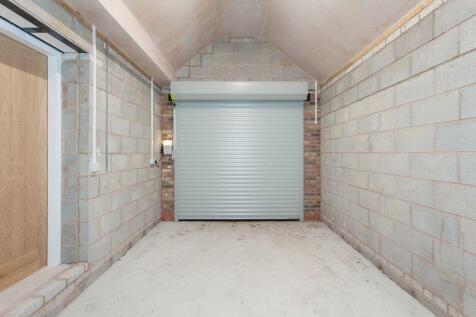 INTEGRAL GARAGE
