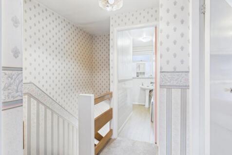 CAM03162G0-PR0318-STILL005