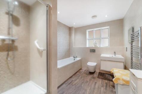 FURZE HILL COURT (13).jpg