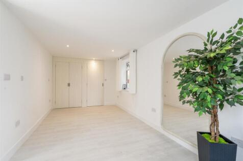 108 Silhill Hall Road_39.jpg