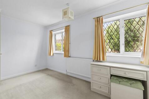 4 Grange Road, HP15 7QZ-1.jpg