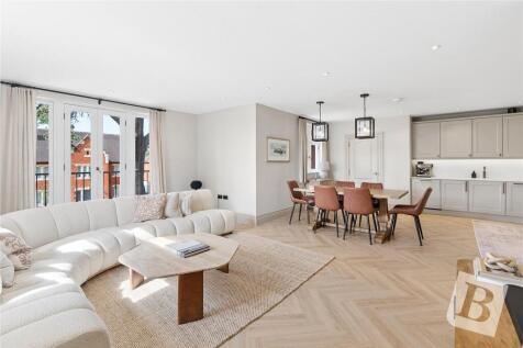 Living / Kitchen