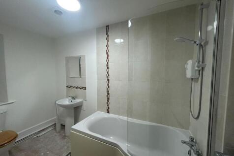 WhatsApp Image 2025-11-18 at 16.30.54 (1).jpeg