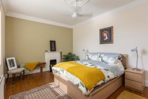 The Stone House Bedroom 1-1.jpg