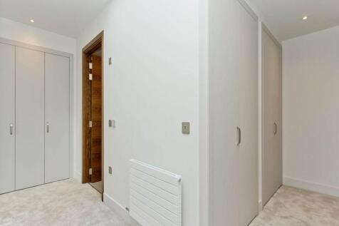 4 bed, 3 bath Penthouse in Edinburgh - Photo 12