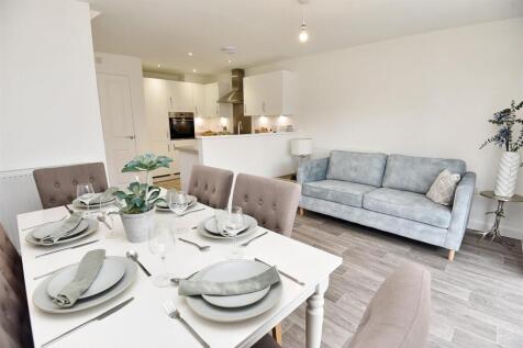 Example Kitchen/Dining/Family