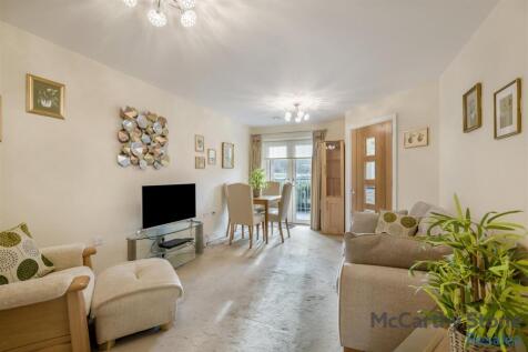 8678781-interior06.jpg