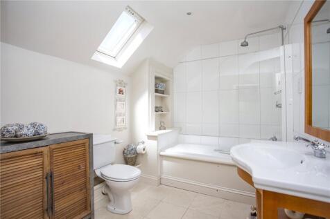 En Suite Bathroom