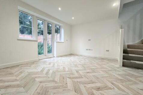 WhatsApp Image 2025-10-10 at 5.14.49 PM (3).jpeg